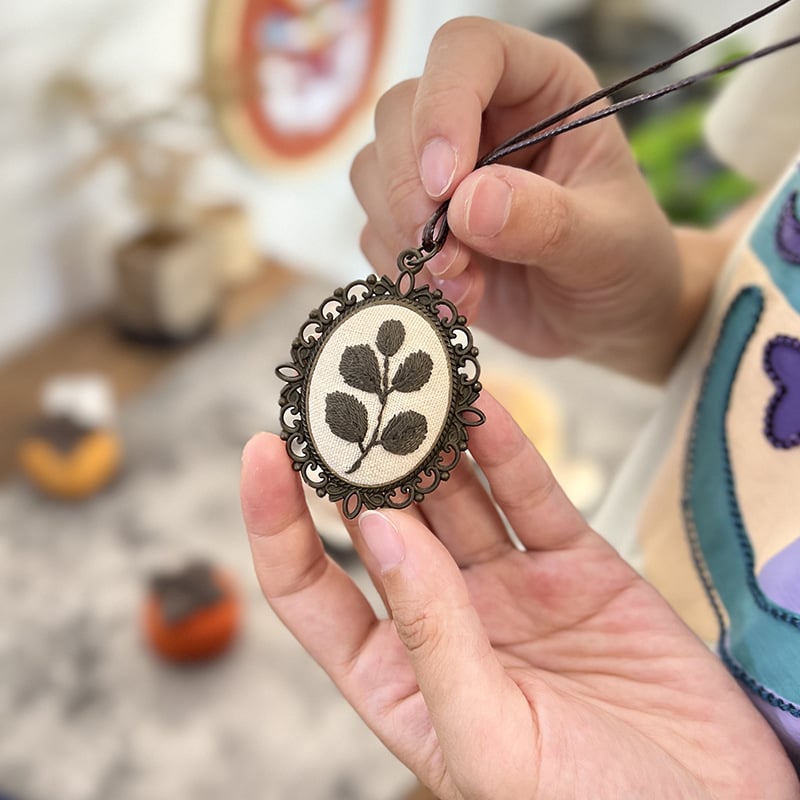 Flower Embroidered Sweater Pendant DIY Kit