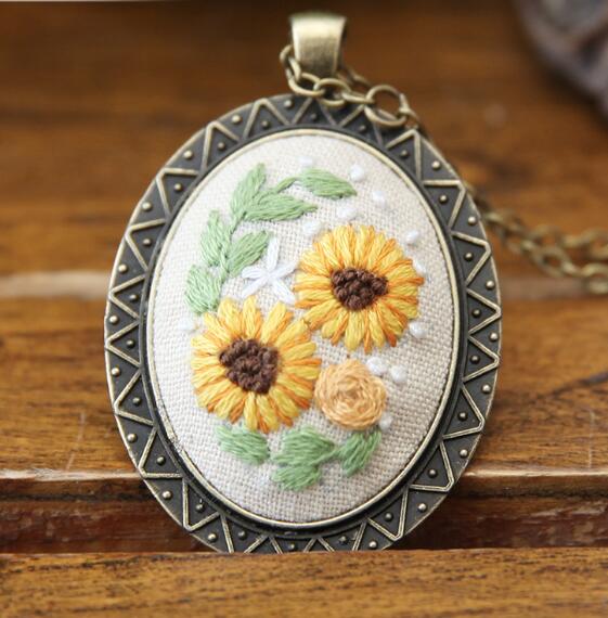 Flower Embroidered Sweater Pendant DIY Kit