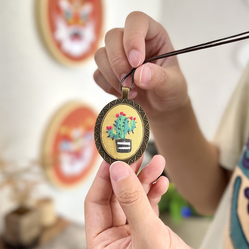 Flower Embroidered Sweater Pendant DIY Kit